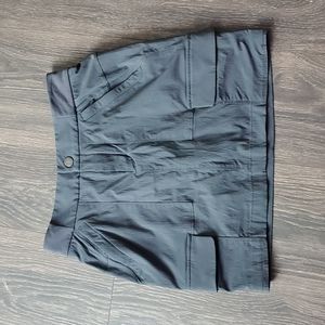 Athleta cargo skort